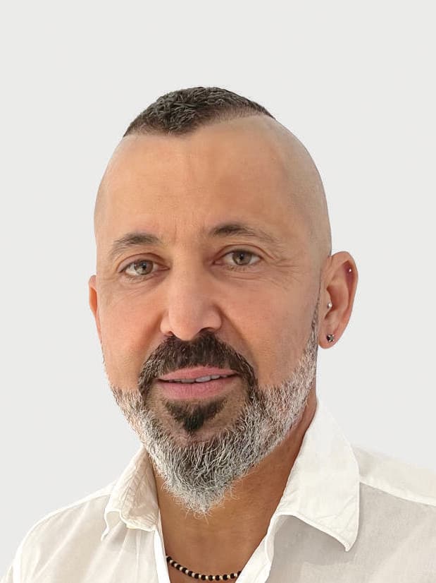 יורם אביסרור (דיאגו מיטלברג) יורם אביסרור