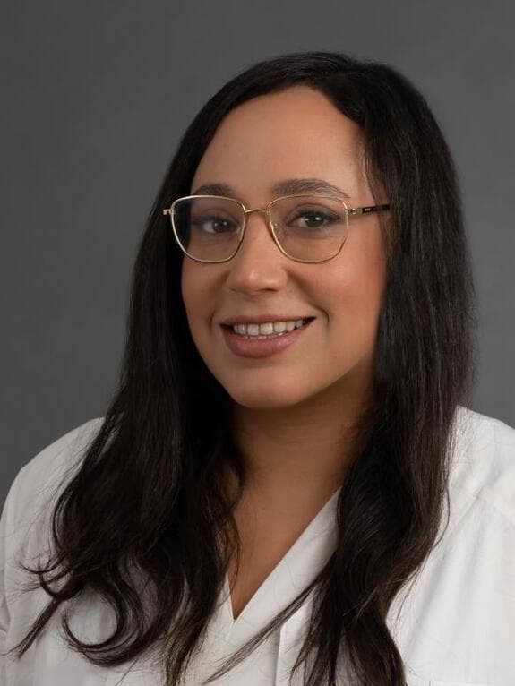 ד"ר אפרת בר-אילן, רופאת עור ילדים בכירה בית החולים ספרא לילדים 