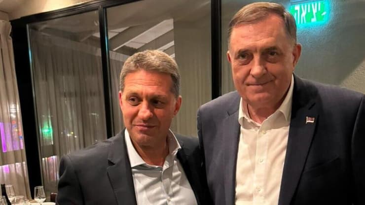 מילורד דודיק ועמיחי שיקלי