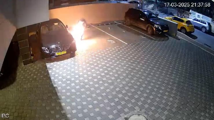 צעיר מצית רכב בקריית ביאליק