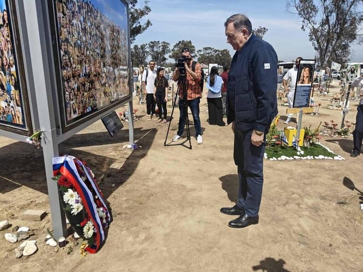 מילורד דודיק ועמיחי שיקלי