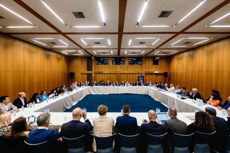 כנס של הוועידה הבינלאומית למאבק באנטישמיות, בסימן "שגרירים של אמת"