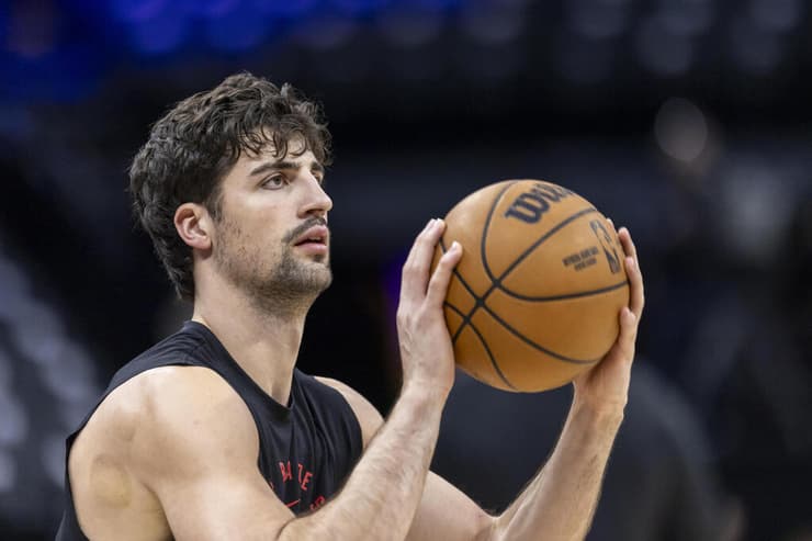 חזר לאימונים. אבדיה (צילום: AP Photo/Sara Nevis) אבדיה