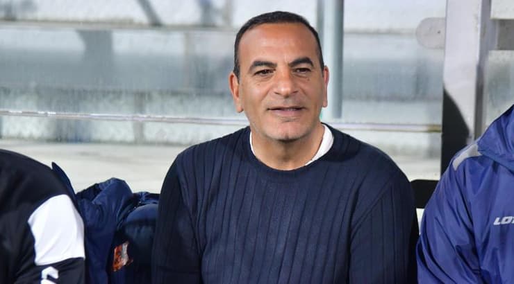 עוזב אחרי פחות משלושה חודשים. רפואה