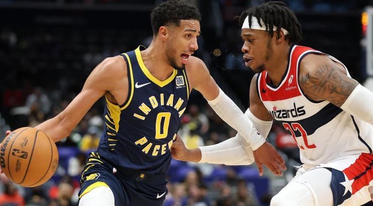 טייריס האליברטון בפעולה