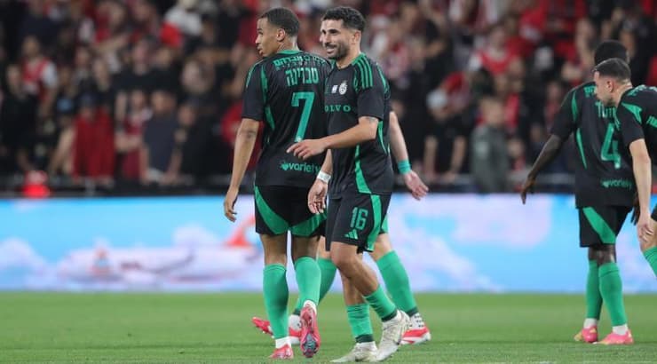 קני סייף מאושר