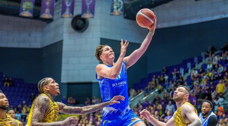 אדם אריאל בדרך לסל (רועי כפיר) אדם אריאל בדרך לסל