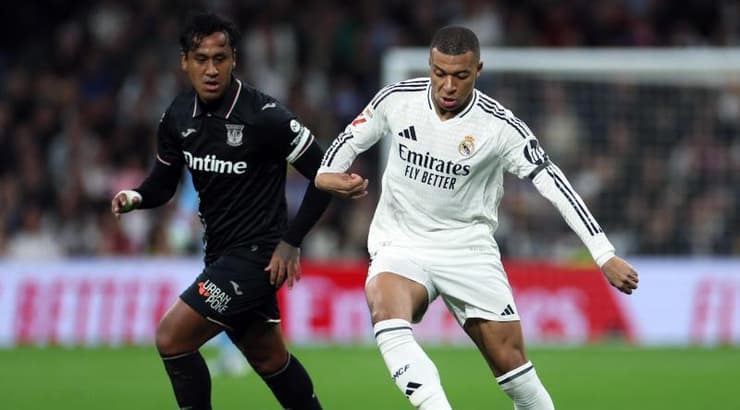 קיליאן אמבפה ורנאטו טאפיה