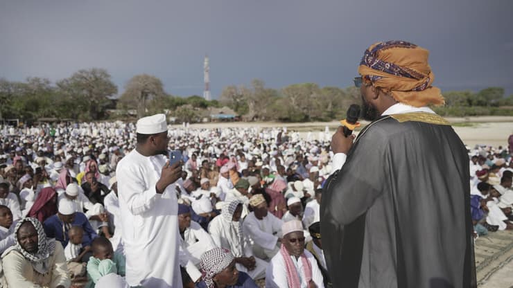 עיד אל פיטר קניה חוף ים תפילה למען שלום ב עזה