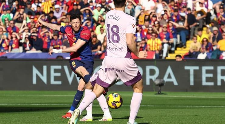 לבנדובסקי בדרך להשלים צמד