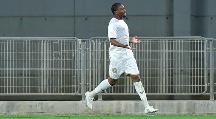 סילבה קאני חוגג