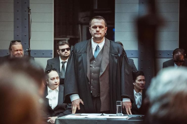 מתוך החזרות