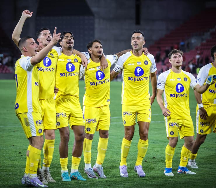 שחקני מכבי ת"א