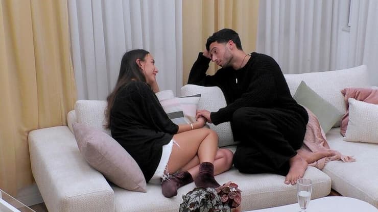 מתוך 'אהבה חדשה'