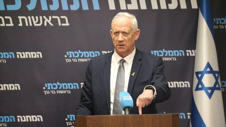בני גנץ, יו"ר המחנה הממלכתי בישיבת הסיעה