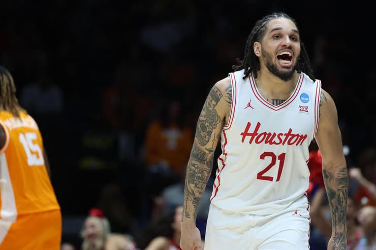 "אין תחרות בינינו". האח עמנואל שארפ (Trevor Ruszkowski/REUTERS) שחקן יוסטון קוגארס עמנואל שארפ