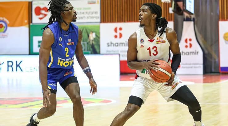 מרכוס קאר מול ג'ימי קלארק