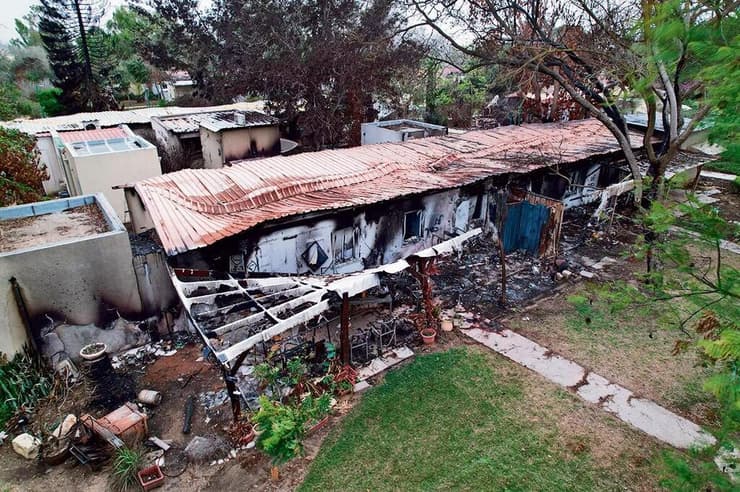 הריסות בקיבוץ ניר עוז (צילום: גדי קבלו) קיבוץ ניר עוז ההרוס והמפויח