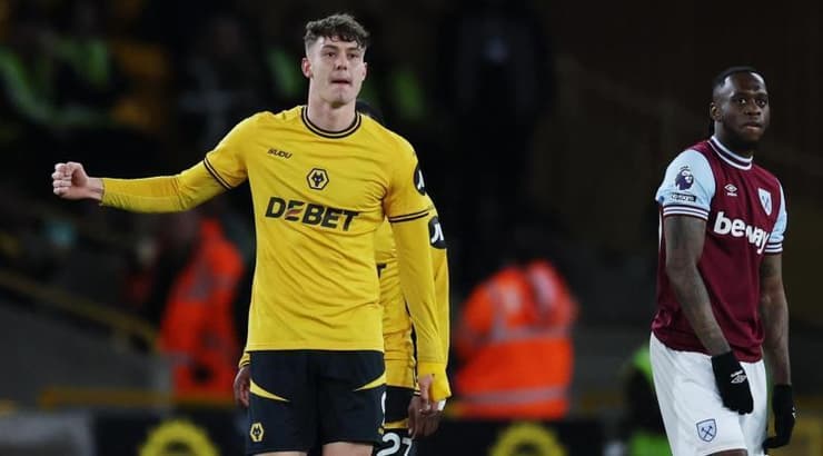 יורגן סטרנד לארסן חוגג (רויטרס) יורגן סטרנד לארסן חוגג