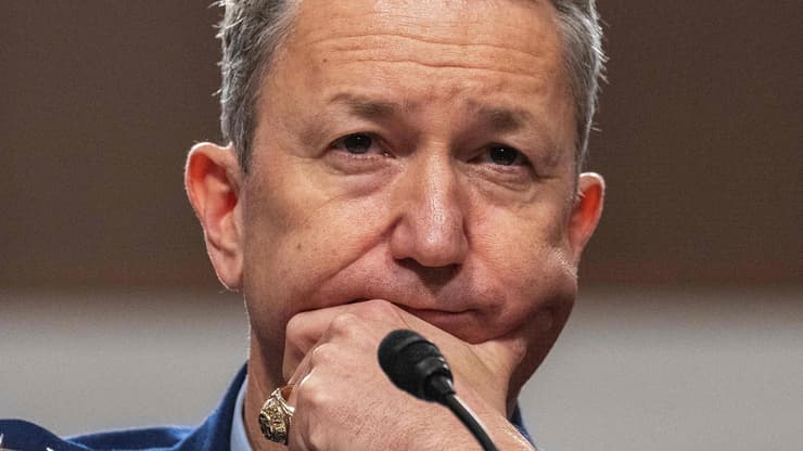 הגנרל דן קיין המועמד של טראמפ לתפקיד רמטכ"ל צבא ארה"ב ראש המטות המשולבים ב שימוע בסנאט 