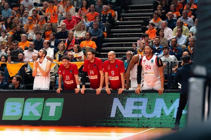 שחקני הפועל ת"א