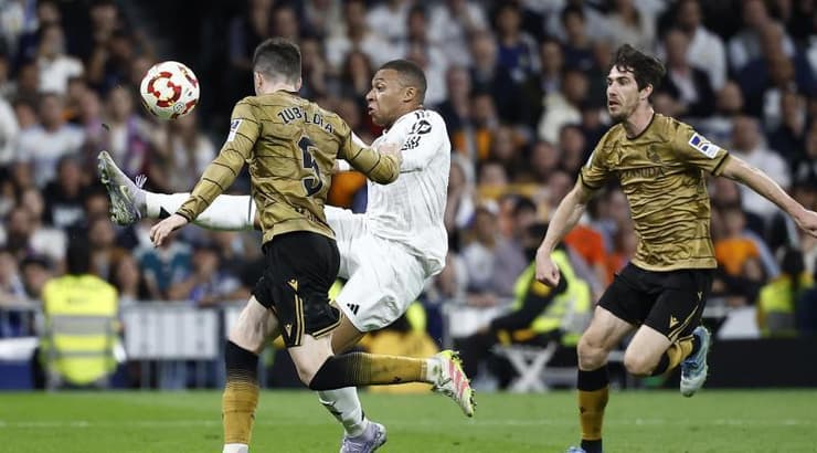 קיליאן אמבפה מתקשה (רויטרס) קיליאן אמבפה מתקשה