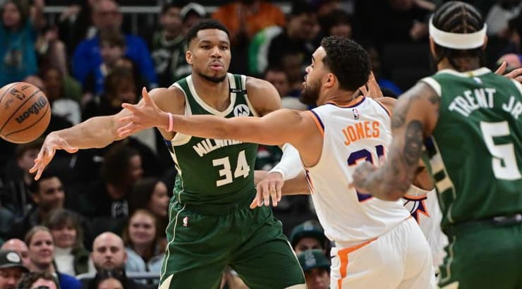 יאניס אנטטוקומפו (רויטרס) יאניס אנטטוקומפו