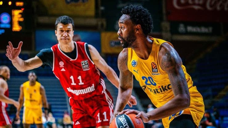 סיים עם 17 נקודות. רנדולף (צילום: Djordje Kostic) רנדולף