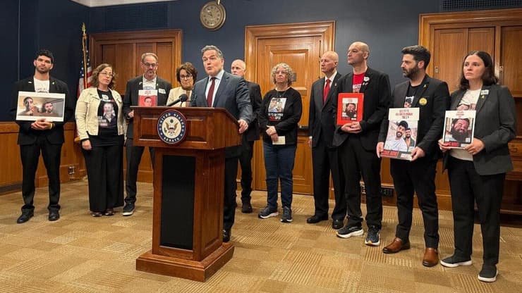 מפגש החטופים עם ועדת החוץ של הסנאט (SFRC) המונה 22 סנאטורים