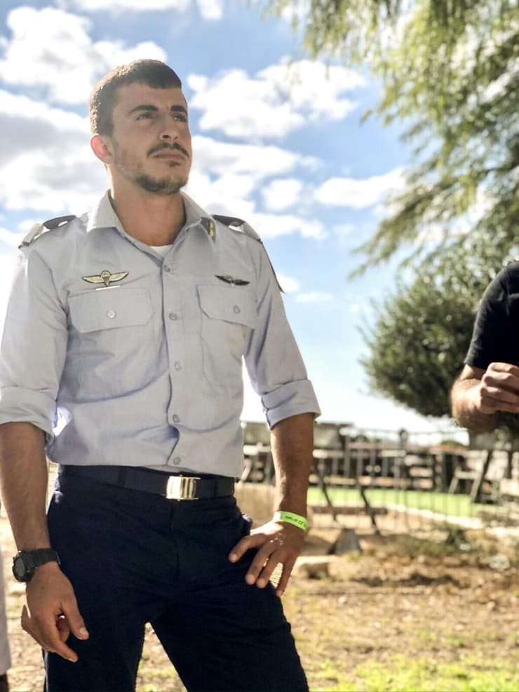 סרן שילה כהן במהלך שירותו. קיים את ערך הרעות גם ברגעיו האחרונים (צילום: באדיבות המשפחה) סרן שילה כהן ז"ל מפקד צוות ב יחידת שלדג נפל ב-7 באוקטובר