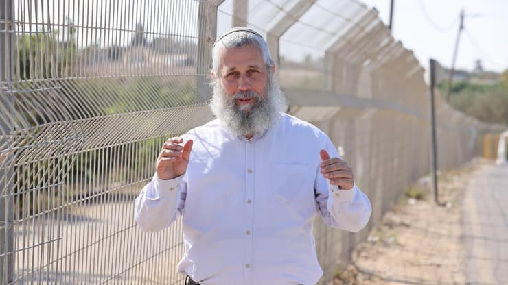 ידענות, הגינות וישירות. הרב תמיר גרנות (צילום: גדי קבלו) ידענות, הגינות וישירות. הרב תמיר גרנות