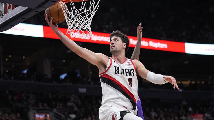 "משתדל בכל יום לייצג את ישראל בכבוד". אבדיה (John E. Sokolowski/Reuters) שחקן פורטלנד טרייל בלייזרס דני אבדיה