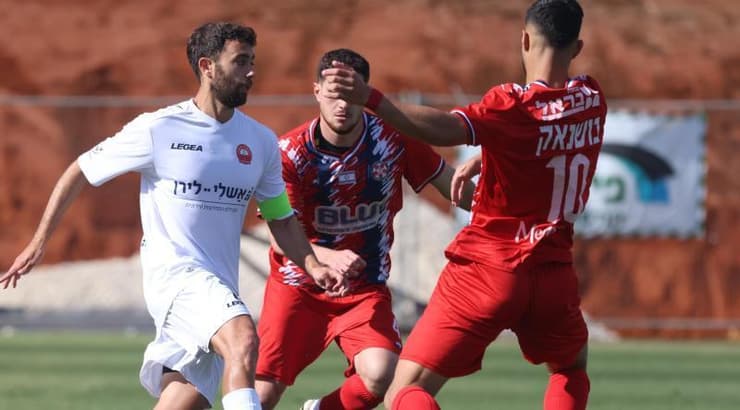 יובל טיטלמן בפעולה