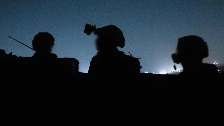 כוחות הצנחנים איתרו אמצעי לחימה במוצב של המשטר הסורי הישן