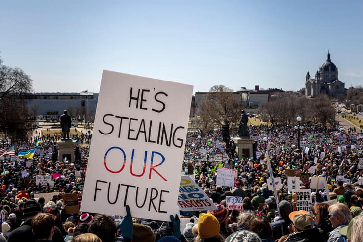 הפגנה נגד טראמפ ארה"ב  מינסוטה