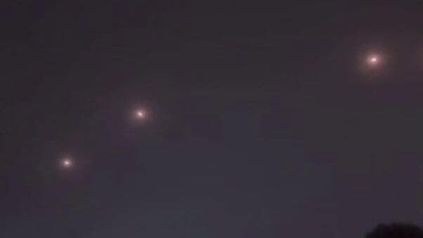 יירוטים בשמי אשדוד (צילום: דן אוצ׳ניק) יירוטים בשמי אשדוד