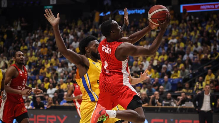 הארפר עולה לסל