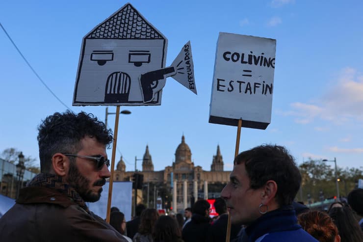 ברצלונה משבר דיור מחאה ב ספרד הפגנה