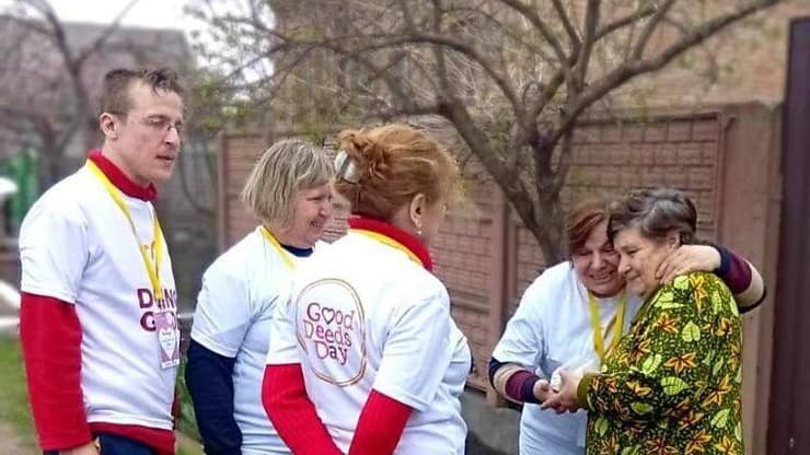 חלוקת כריכים לנזקקים אוקריאנה2