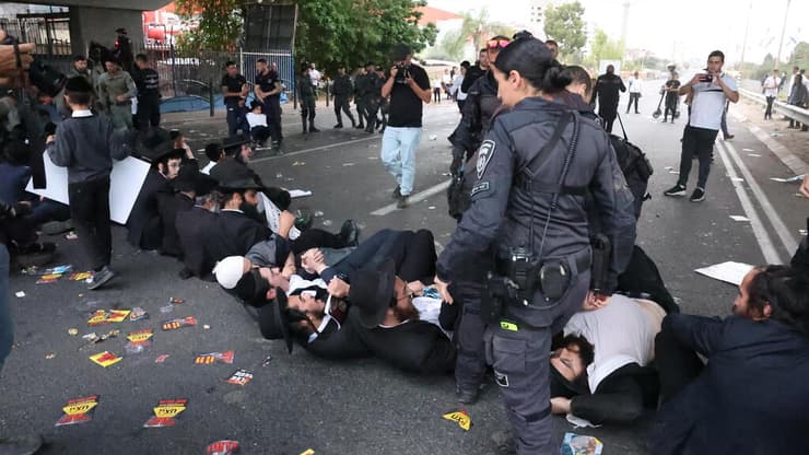 הפגנה בלתי חוקית בכביש 4 סמוך לבני ברק