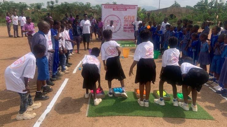 ניגריה פעילות להלעאת המודעות לבריאות ילדים