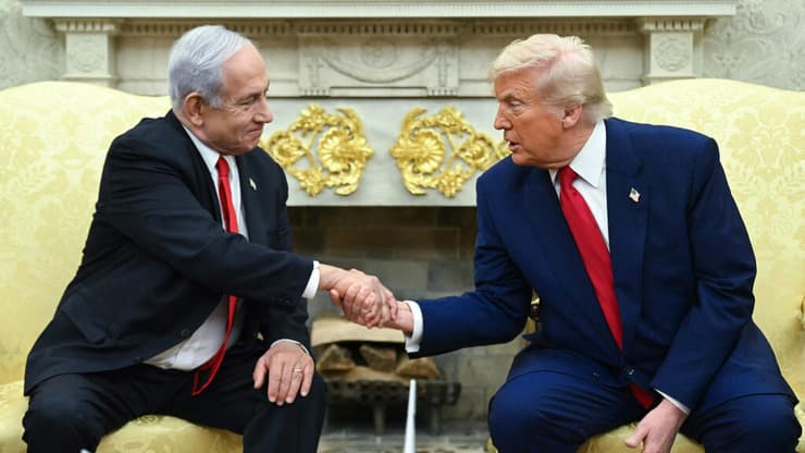 ראש הממשלה בנימין נתניהו ונשיא ארה"ב דונלד טראמפ בחדר הסגול