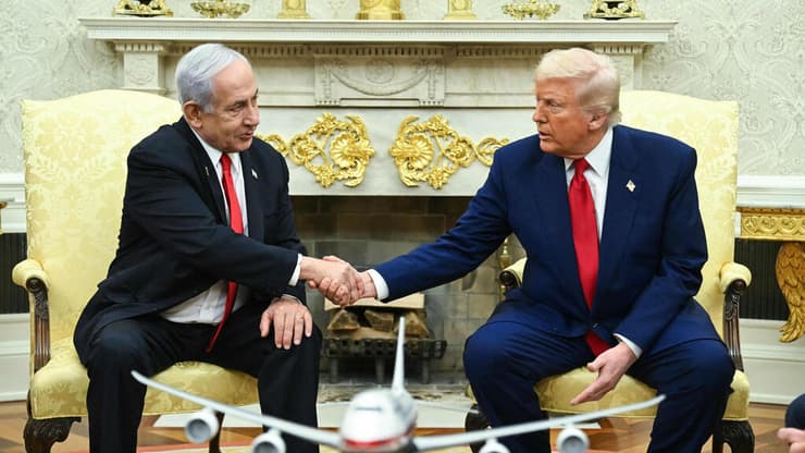 ראש הממשלה בנימין נתניהו ונשיא ארה"ב דונלד טראמפ בחדר הסגול