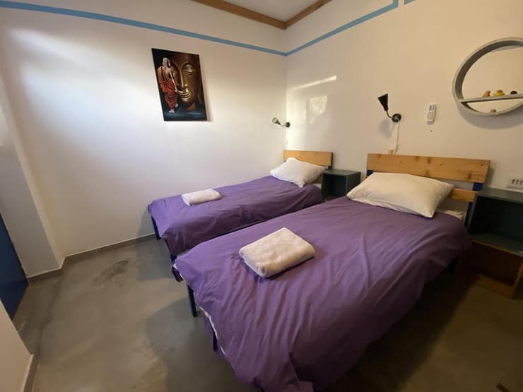 החדר שלנו בגסטהאוס באודם