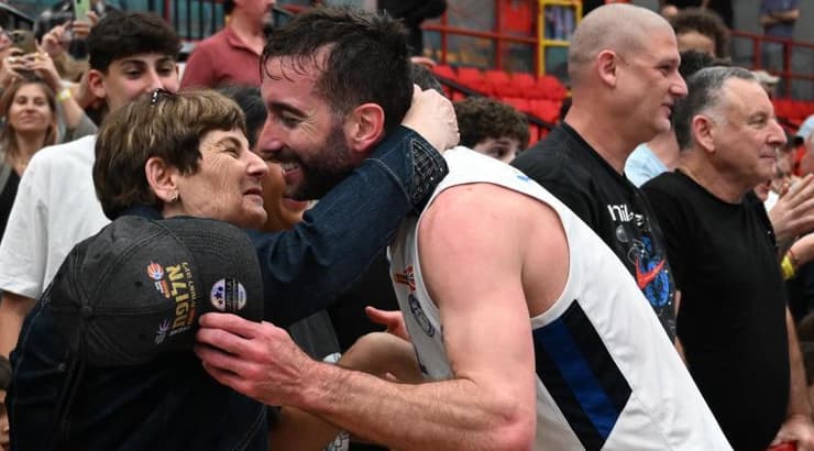 יוגב אוחיון חוגג (ראובן שוורץ) יוגב אוחיון חוגג