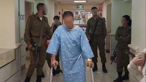 סא"ל א' בזמן השיקום מהפציעה סא"ל א', מג"ד רם, בזמן השיקום מהפציעה אחרי הפיגוע