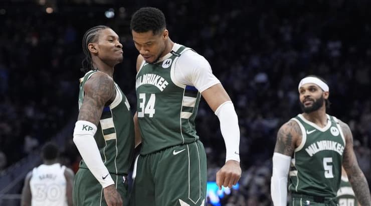 יאניס אנטטוקומפו וקווין פורטר (רויטרס) יאניס אנטטוקומפו וקווין פורטר