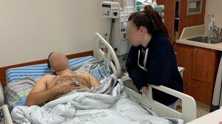 סא"ל א', מג"ד רם, בזמן השיקום מהפציעה אחרי הפיגוע