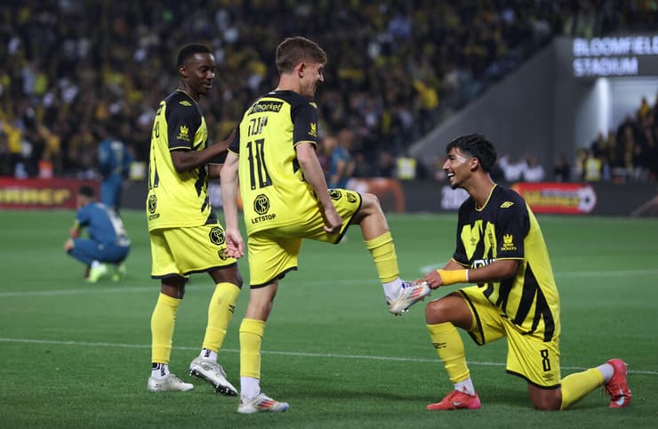 שחקן בית"ר ירושלים עדי יונה חוגג