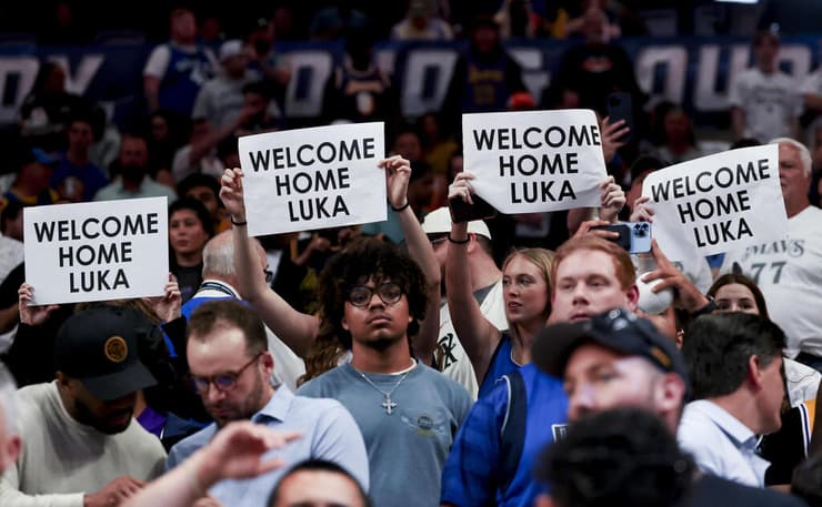 האוהדים עודדו את לוקה ומחו נגד ניקו האריסון